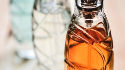 Parfüm Şişesi Standı